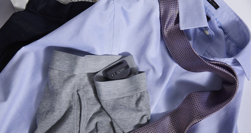 The Spire Health Tag wants to fade into the background #wearables #wearabletech <a href="/spire_inc/">spire_inc</a> gadgetsandwearables.com/2017/11/17/spi…