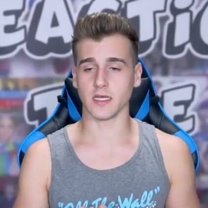 haris_pgr's tweet photo. @TalFishman_  just bcs u asked for it😂😂💕 https://t.co/jBvjSvwzMR