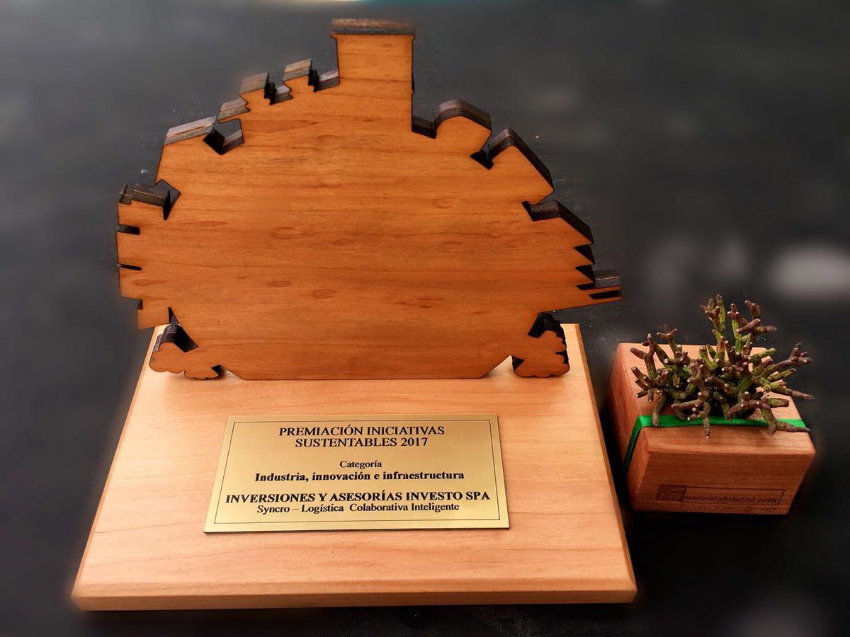 SyncroLogistic's tweet photo. Estamos Felices por el reconocimiento en la Categoría INDUSTRIA,INNOVACIÓN E INFRAESTRUCTURA en los #premiosustentable2017 @HubSustentable @pulso_tw 
Gracias! https://t.co/Dj8qAfB1hi