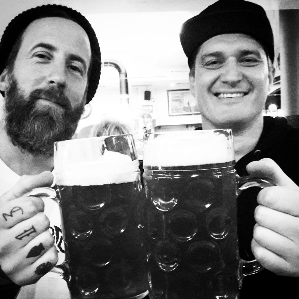 WeCanFly17's tweet photo. #HBD to #WeCanFly orginal #BarryKay https://t.co/8X2JbMwiXq