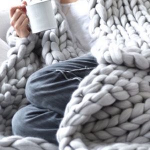 EaseRetreats's tweet image. Super happy about finding our new #HyggeRetreats HQ cottage. Looking forward to collaborating with @miffyshaw for her interior design tips! Oh and super excited for @ppoddevents yummy gifts from @lisavalentinehome @pea_style @sadlerjones @la_martiz_handmade @miakatloves #Hygge