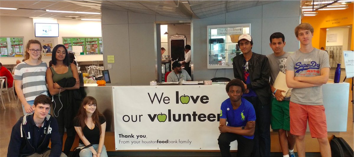 BISHouston's tweet image. Our Year 12 students returned to @HoustonFoodBank to wrap up their 8th day of service in the greater Houston area. Thank you Year 12 for making a difference and helping tackle hunger #NAEGC
