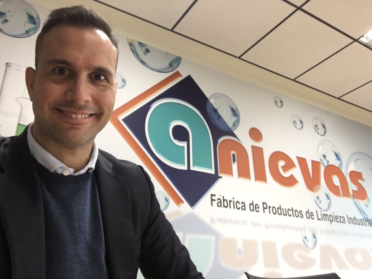 anievascomer's tweet photo. Empezamos el curso de redes sociales!!!
@anievascomer https://t.co/VKlBL8qdHC