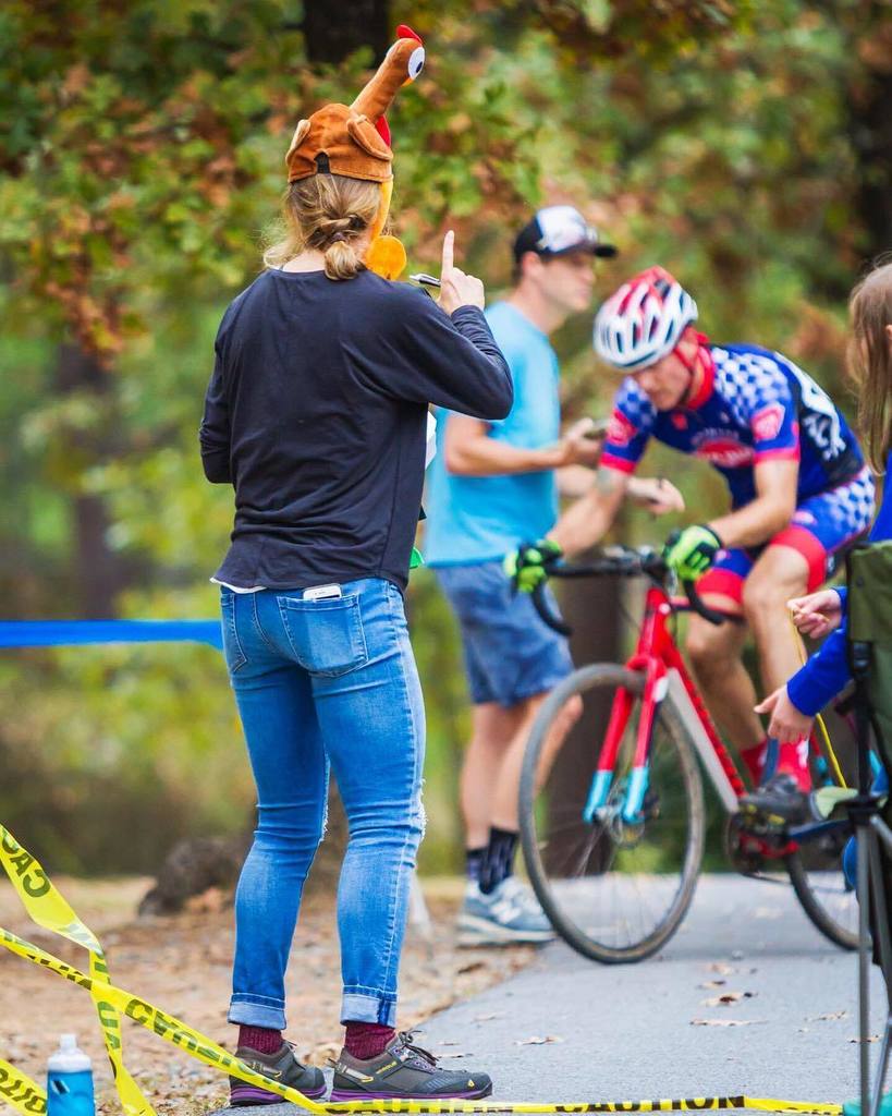 ChaseErtzberger's tweet photo. "One! Just one more day until the second race of the Cross Boss series!" #crossishere #cycling #velo #cyclocross #cyclox #cyclingphotos #cyclingshots #arkansascycling #CrossBoss #CrossBoss2017 #lifebehindbars #littlerock #arkansas #canon #arkansasphotogr… https://t.co/zeZO36tO3A https://t.co/1I8il91B5p