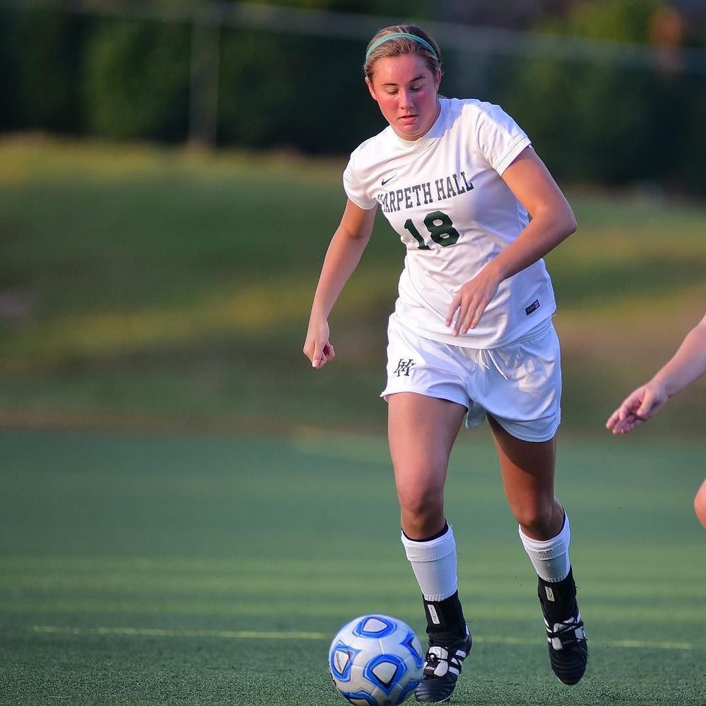HHAthletics's tweet photo. Ophelia Pilkinton has been named to the 2017 THSSCA Division II AA All-State Soccer Team!! #HBN 🐻⚽️🐻 https://t.co/H4Un8EKczh