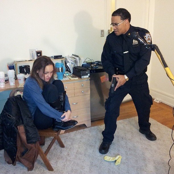 Carlducena's tweet photo. #OnSet November 2013 in #NewYorkCity #PoliceOfficerCarl #CourtneyCameronClark #Actors https://t.co/AIl5TPcCY4