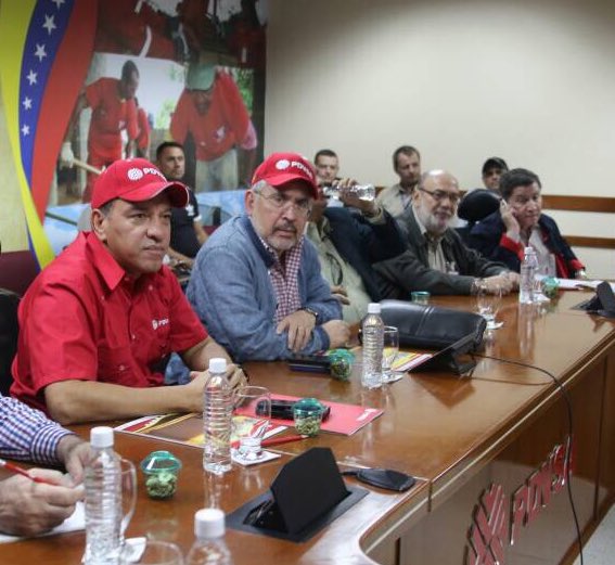 🇻🇪🛢Pdte de PDVSA <a href="/NMartinezVe/">Nelson Martínez</a> durante su visita al estado Zulia es acompañado por el vicepresidente de Exploración y Producción @Nelson_PDVSA #VenezuelaPatriaDePaz