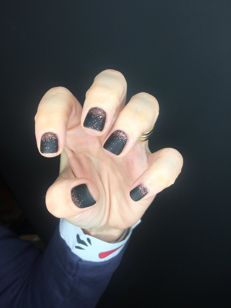 MathewWattSalon's tweet photo. Salon Owner @alexmacd81 smashes it every time! Limited appointments available from now until Christmas..... #nails #nailbar #edinburghnails #edinburghnailbar #edinburghsalon #edinburgh https://t.co/GcTpSMLHpb
