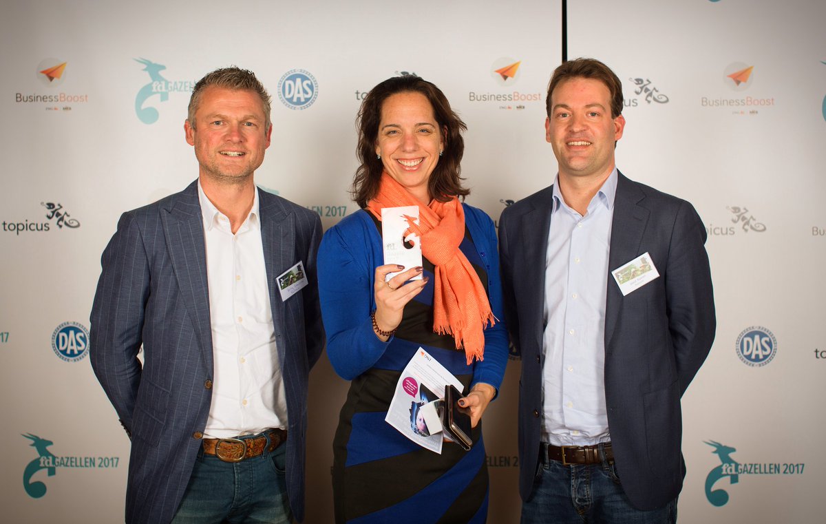 #FDgazellen #fdgazellen2017 #fd #Paltrock nummer 17 vd 141 #netjes #trots 🎂👊💪🥂 #hse #safety #veiligheid #brzo #moshe #hvk #adr #pgs #hazop #sil