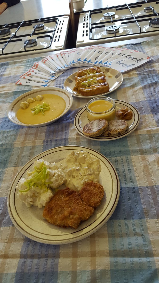 Roots and Wings tweet media