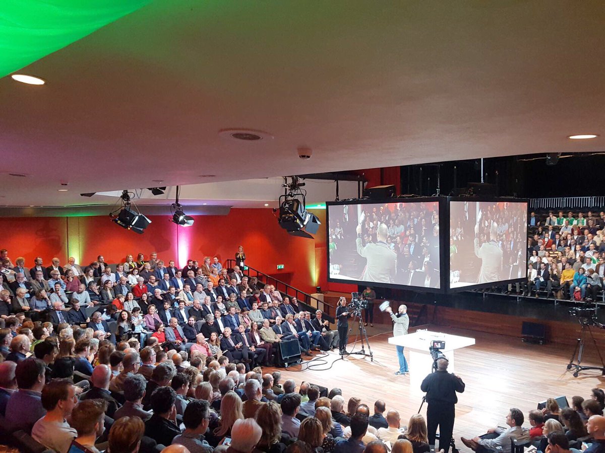 hieropgewekt's tweet photo. Iedereen die vandaag bij #EHO2017 was: bedankt voor de geweldige dag! https://t.co/5HyYrC84ux
