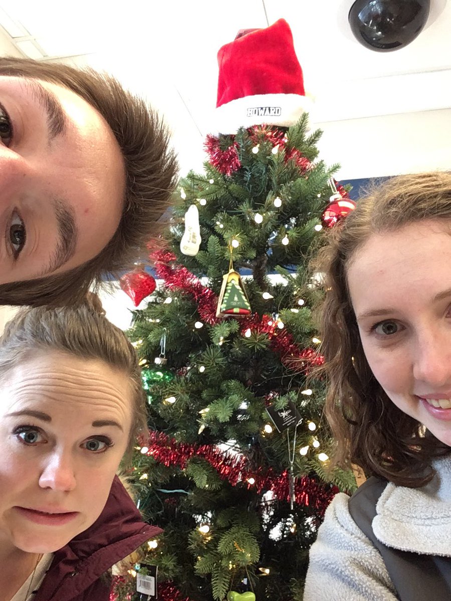 annne16's tweet photo. Happy holidays. #ClosingDayReflections #EABlessed https://t.co/WjwVNkZkAV