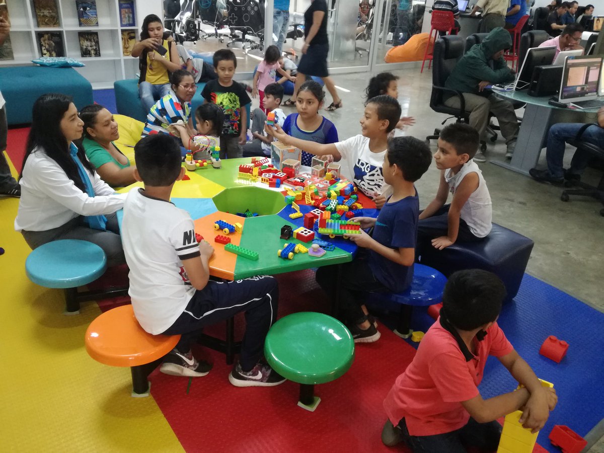 Una tarde en Biblioteca Municipal, democratización de los espacios públicos.