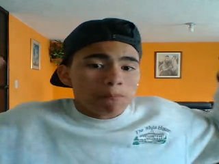 kat26199704's tweet photo. 🔴 VIVO Harry00Junior esta vivo en @YouNow - https://t.co/DEZh5zwjqd https://t.co/HgMHZVbCXf
