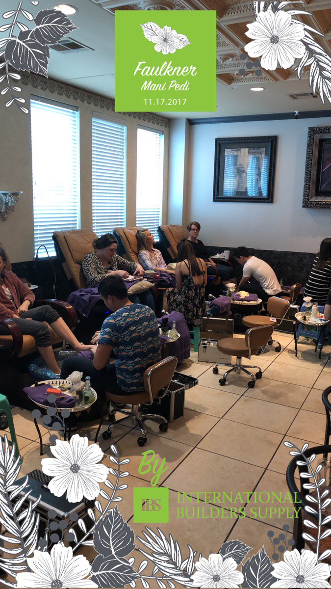 ibsupply_'s tweet photo. Having a great time at Nailed nail bar with #faulknerdesign #ibsupply #tuffplank #halfdayfriday #happydesigners https://t.co/KvnN5ZRfmR