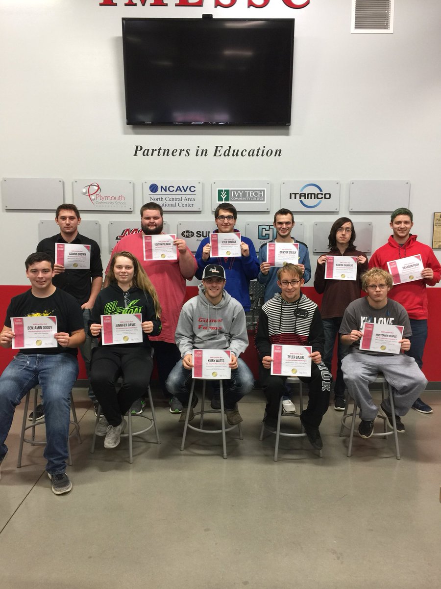 CNC_Kaser's tweet photo. @PlymouthHSpcsc students earning their @NIMS_Inc cert today @ITAMCO_ IMESSC #skills https://t.co/uo1kDPbWiA