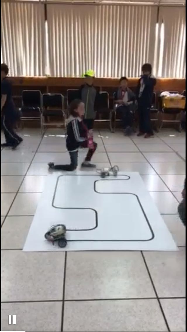 Felicidades a #Alumna Janette Cassab Charabati 4to  por obtener 3er lugar #seguidordelínea, en #UPIITA del #IPN #Guerraderobots <a href="/lila_pinto/">Lila</a>