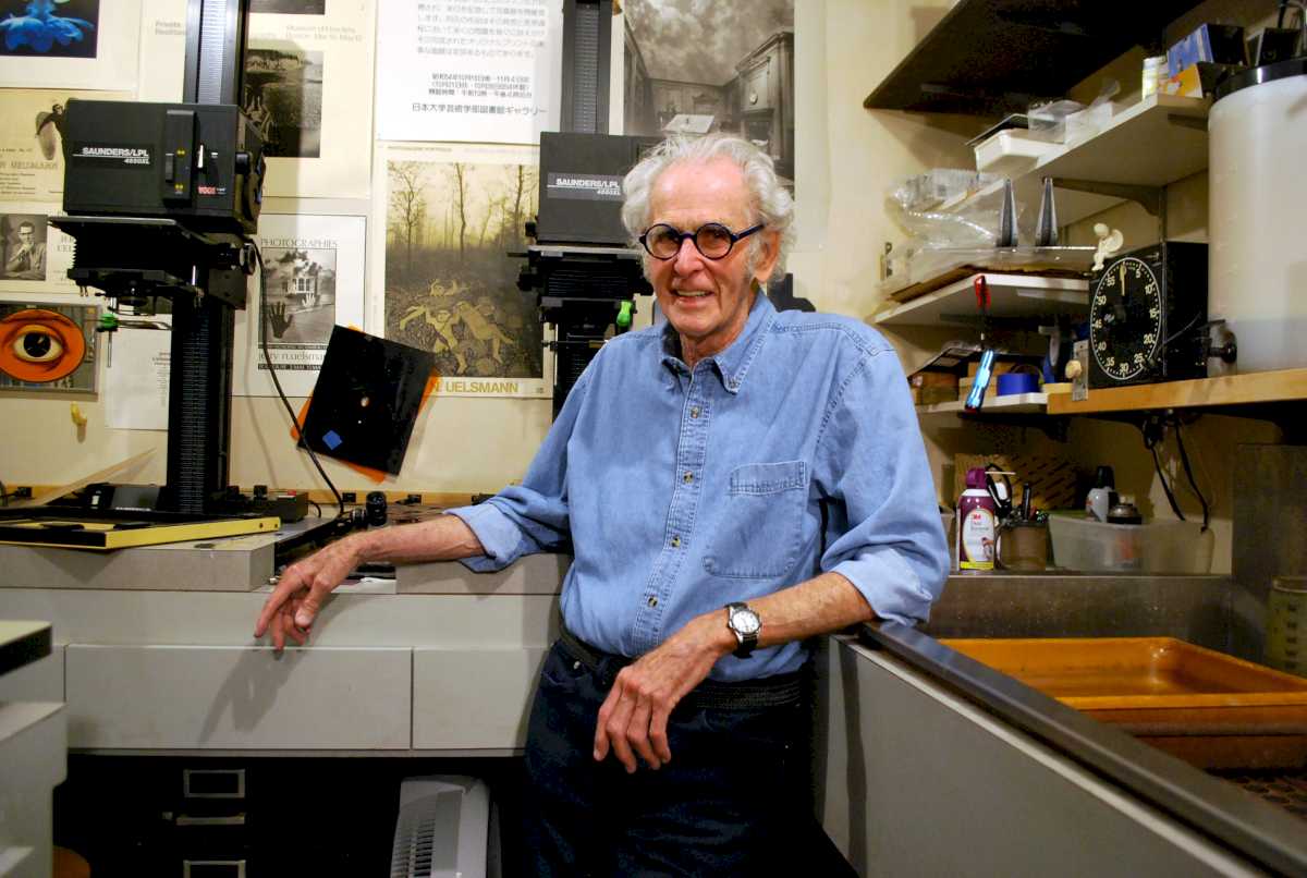 cawoost's tweet photo. It's been great getting to know and #photograph Jerry Uelsmann this term. Check out some of my #photos of him in this story: https://t.co/QAGfyZnsBR #UFCOTA #UFSAAH #photography #arthistory #art https://t.co/ufTZYcXyYD