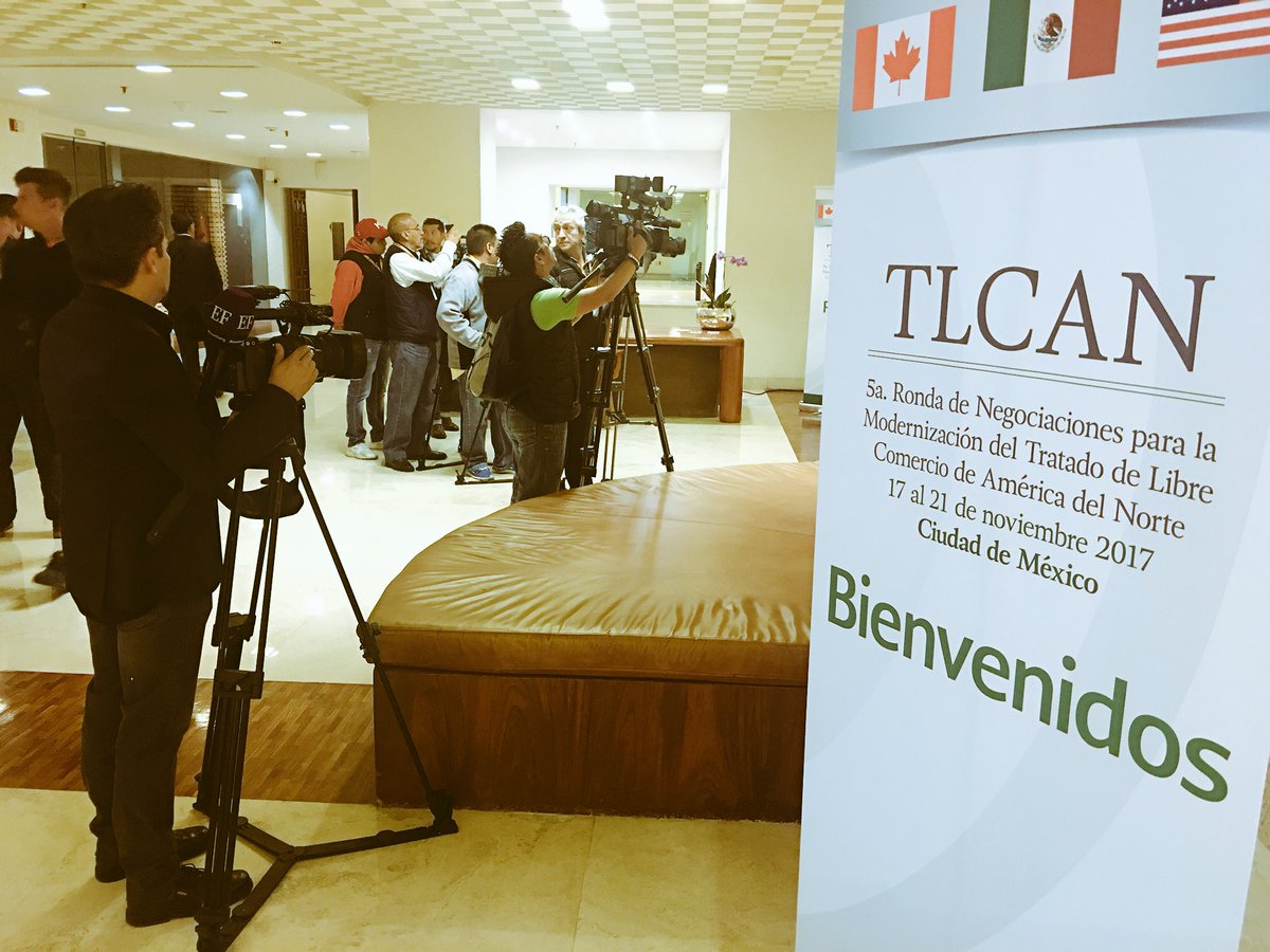 Amilcar_Salazar's tweet photo. Que les aproveche su fin de semana largo 😑😑😑 #TLCAN #NAFTA #naftaweek https://t.co/otQ3l9JMMs