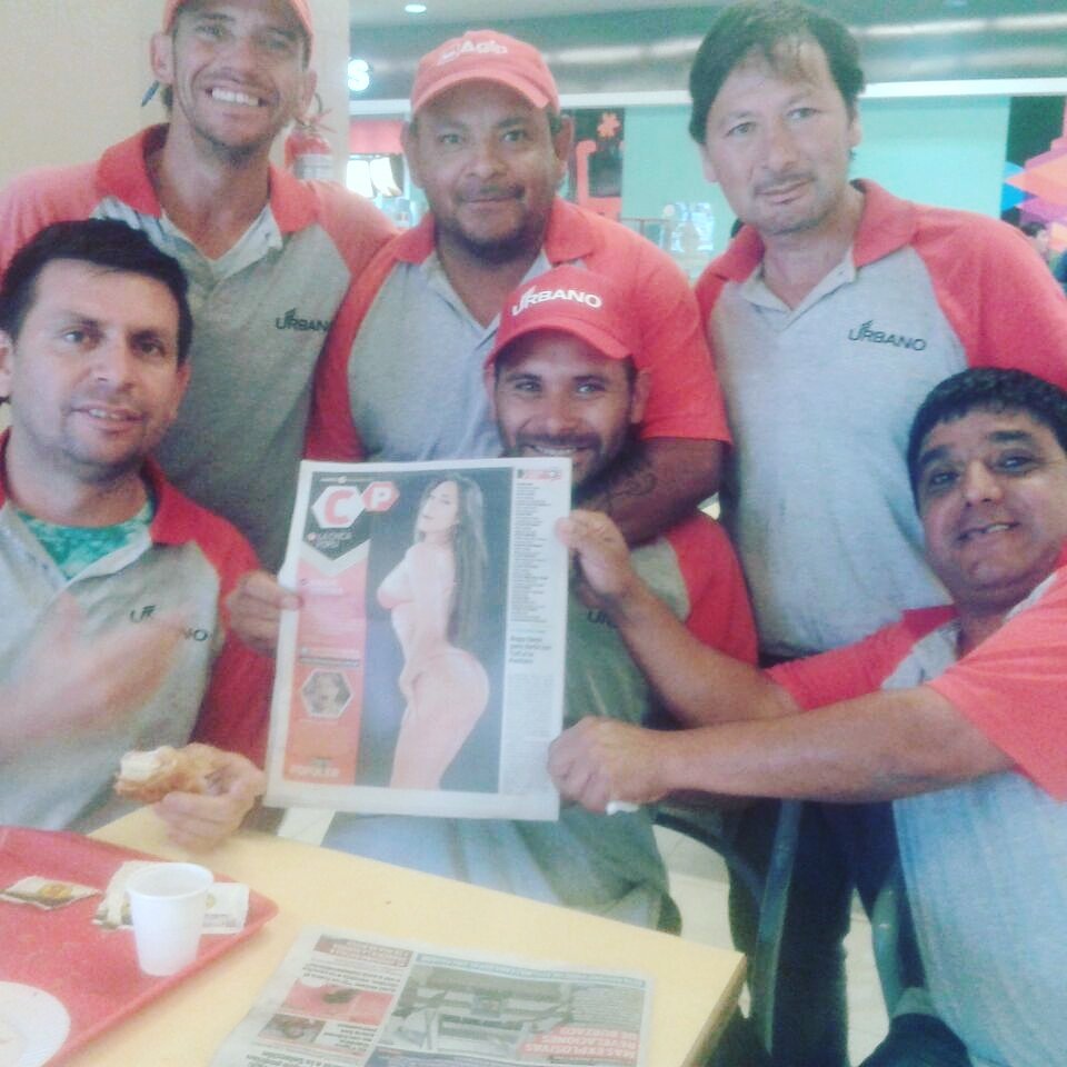 VictoriaMedin17's tweet photo. Mis fans. Que amores. https://t.co/VvJOj3N6VE