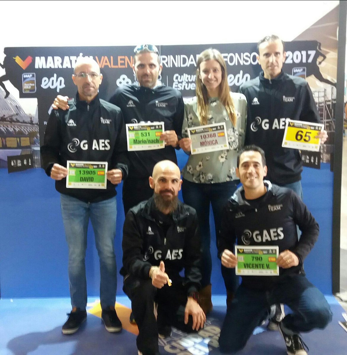 ElMelocotonRock's tweet photo. Mañanita por la feria del @maratonvalencia . Recogiendo el dorsal y disfrutando de la compañía de los compañeros del club en el stand de #GAESRunningTeam  👍☺😉. https://t.co/uWeDeU0D45