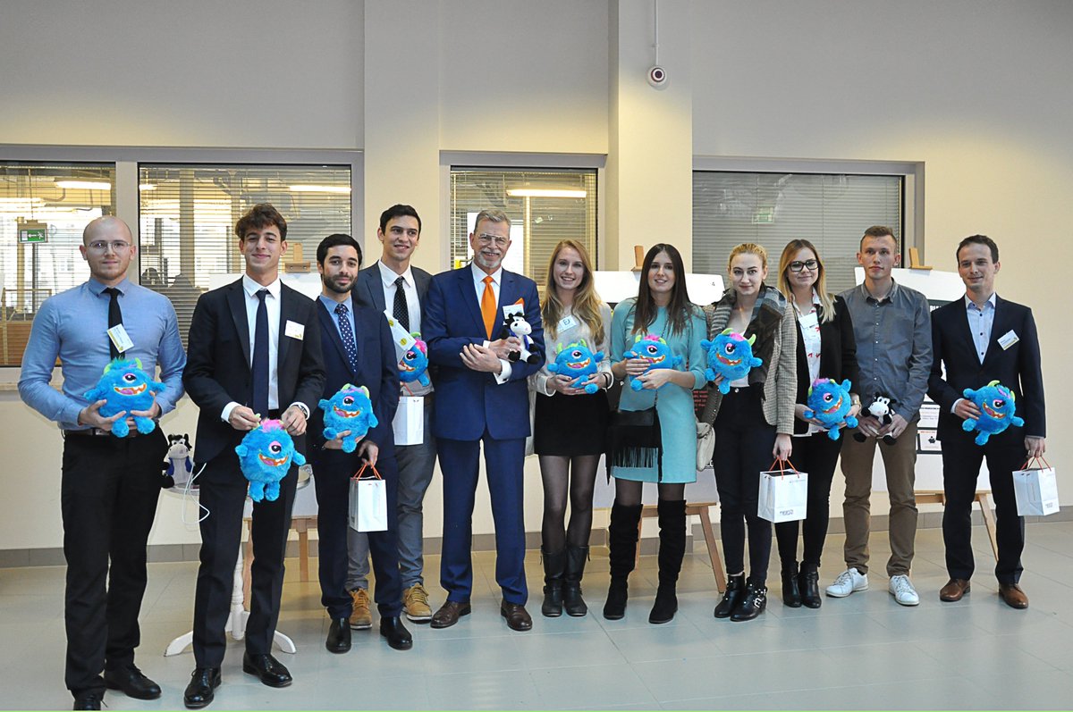 EuropeanMINIB's tweet photo. Authors of the best scientific posters at 8th European Forum for Marketing of Scientific and Research Organizations #minib #conference #marketing #science #research
@AviationPoland @NAUKA_GOV_PL @naukawpolsce @PW_edu @MR_GOV_PL @MrktngPrzyKawie https://t.co/kKSkeohjlR