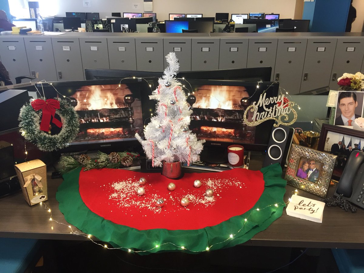pix11ops's tweet photo. The Holidays have begun in the Pix11 Newsroom @nikreport desk https://t.co/9wjyp05RMl