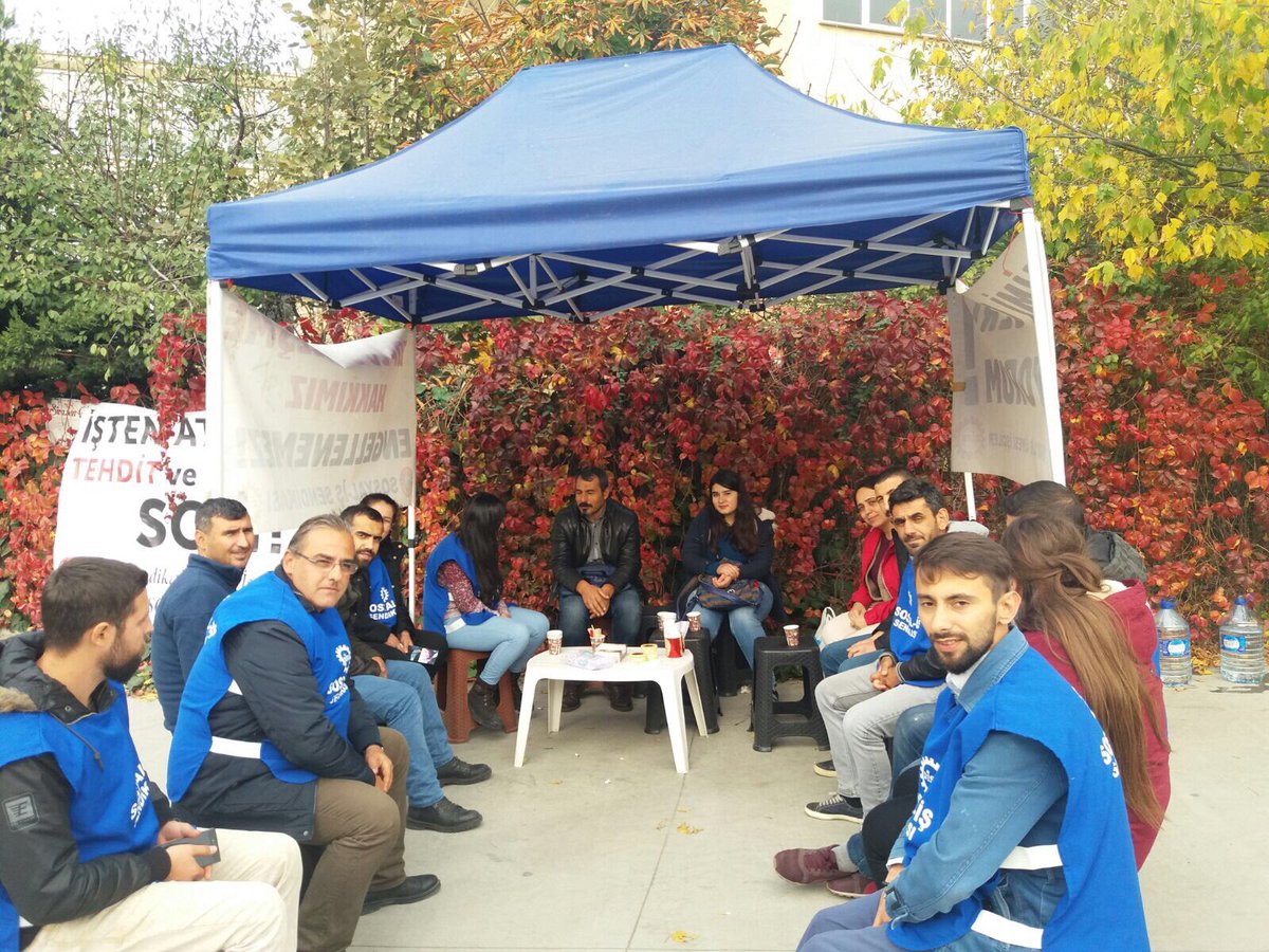 sosyalissendika's tweet photo. Kod-A Bilişim'de direniş günlüğü; 
İstanbul 47. Gün
İzmir      30. Gün https://t.co/n6BmWsvFfh