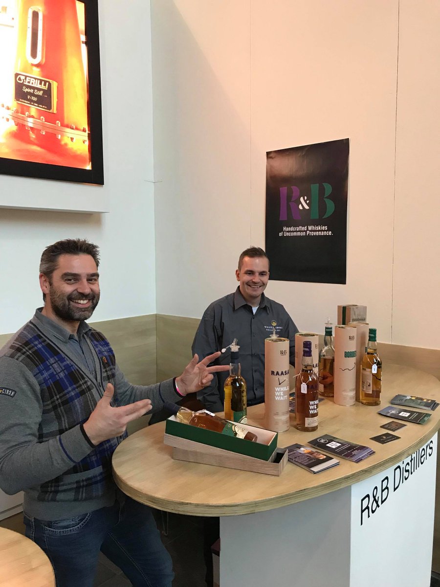 RaasayWhisky's tweet photo. Try #RaasayWhileWeWait at @WhiskyLive #Netherlands this weekend! #whiskyshow #whiskytasting #whiskylive #whisky #scotch #raasaywhisky #raasaydistillery https://t.co/AfQGVVbH6Y