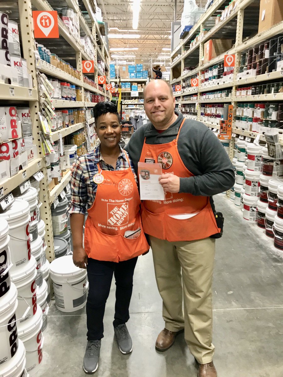 Joshua_THD's tweet photo. 3646- D24Dsup Dameka Driving ProXtra. #ThankYou #ProPartnership #LeadingByExample @MattGilreathHD @JoeBechtelTHD @PatLetsDoThis @eric_tweddle @IvyHTHD @jddinkins https://t.co/0W16pOYKcP