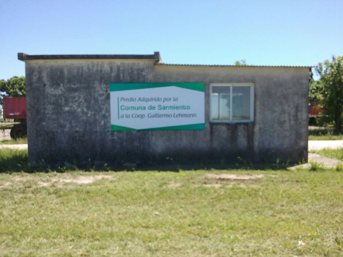 SarmientoComuna's tweet photo. NUEVO PREDIO COMUNAL
La Comuna Local y su Presidente Horacio Rubiolo, mendiante gestiones efectuadas con la Cooperativa Agrícola Ganadera Guillermo Lehmann, ha adquirido el predio de la ex báscula sobre la Ruta Pcial. Nro. 10. https://t.co/hU6DhOn4NJ