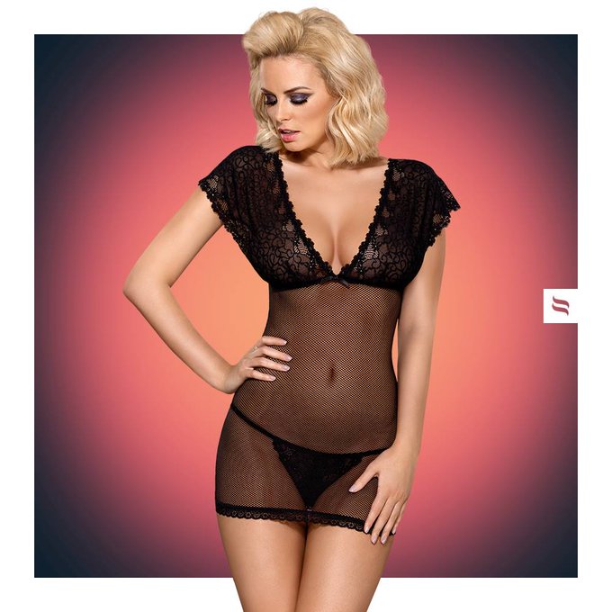 Watch Rhian Sugden's leaked NSFW photo on TwXstars