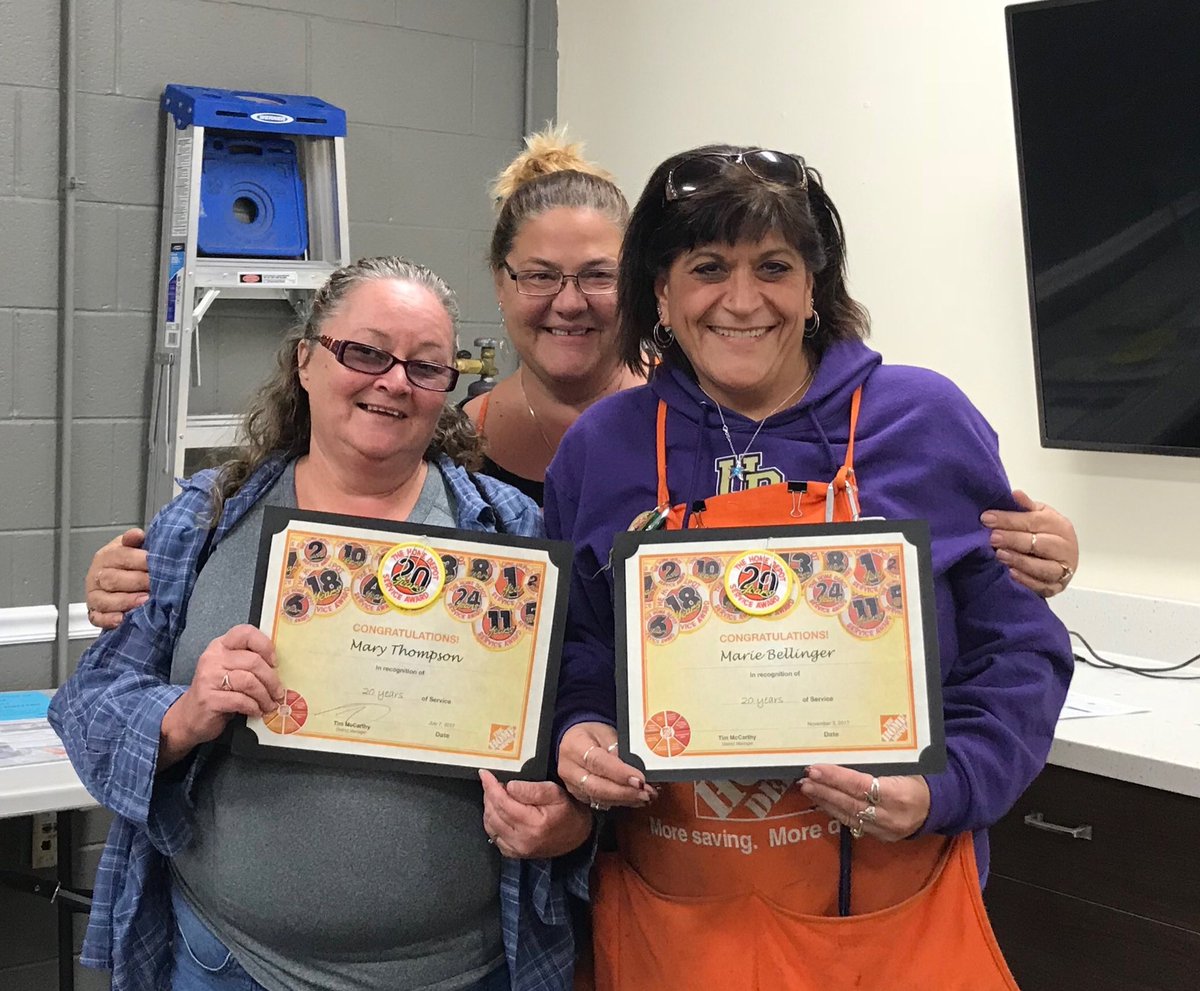 YolandaFoster18's tweet photo. OPASM Sandy celebrating 20 years for Mary T & HC Marie B #twentyandcounting @sktrih_sandy @WileyLorena @tmccarthy095 https://t.co/hHPUgQWJmY