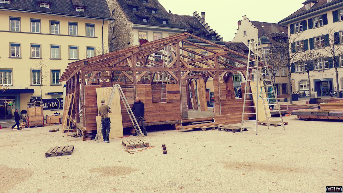 chbeat's tweet image. Bockalp Aufbauarbeiten auf dem Herrenacker laufen auf Hochtouren #schaffhausen #bockalp #herrenacker - schaffhausen.net/2017/11/bockal…