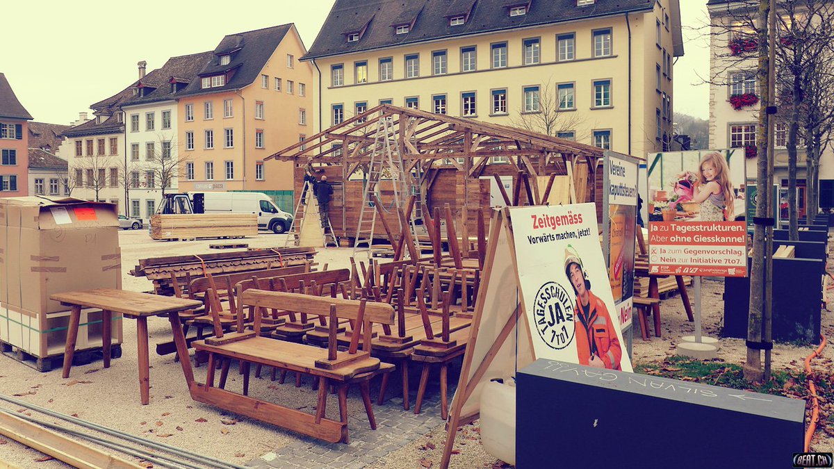 chbeat's tweet image. Bockalp Aufbauarbeiten auf dem Herrenacker laufen auf Hochtouren #schaffhausen #bockalp #herrenacker - schaffhausen.net/2017/11/bockal…