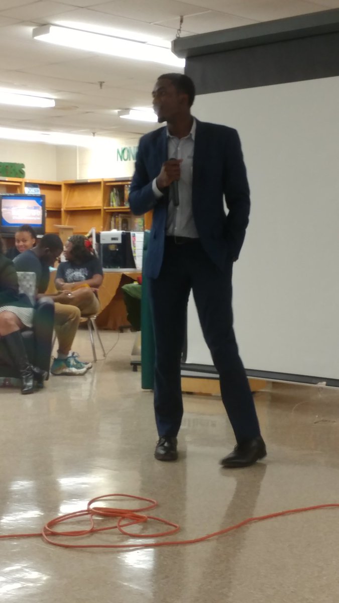 Gomez_tech's tweet photo. @PHSshare @pgcps  So many inspirational things were said today during our culminating American Education Week Program. One that stuck with me was "The value of tomorrow begins with your actions of today." #AEW2017 #greatbychoice #Parkdale https://t.co/P1vz7Mysa0
