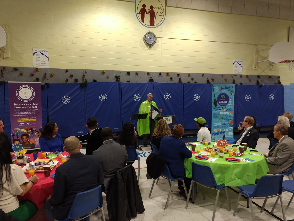 WhitbyRotary's tweet image. What a great morning celebrating @BGClubDurham.  Our Rotary team listened to truly inspirational stories from adults and children alike that have been positively impacted by their youth programs.  They truly are SUPERHEROS!