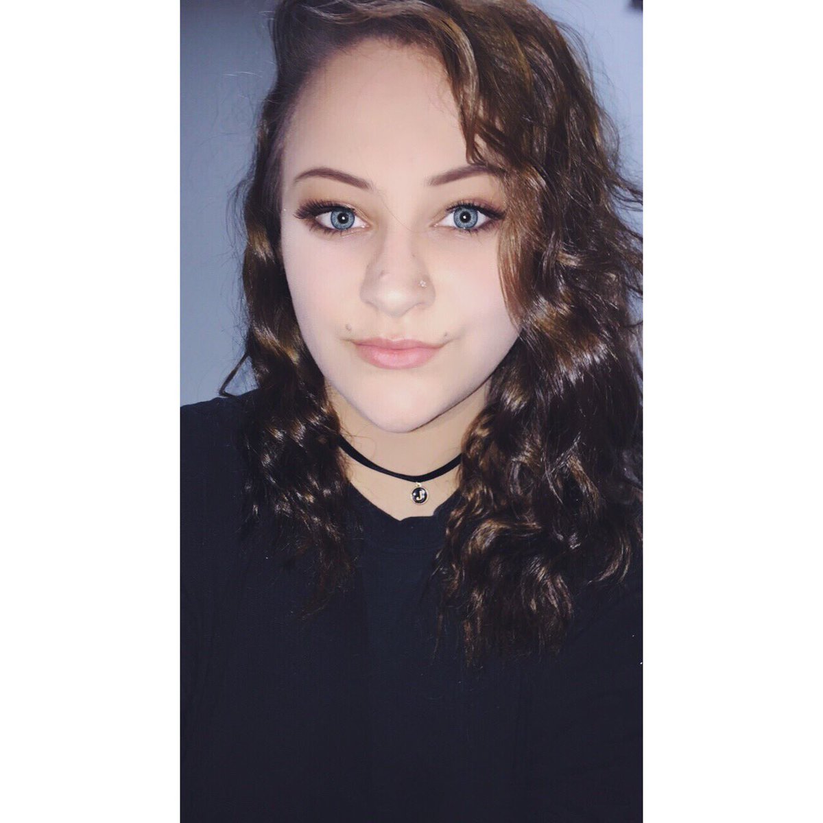 hansen2b18's tweet photo. A little mystery is good for the soul 🖤 https://t.co/RdSVznUlX5