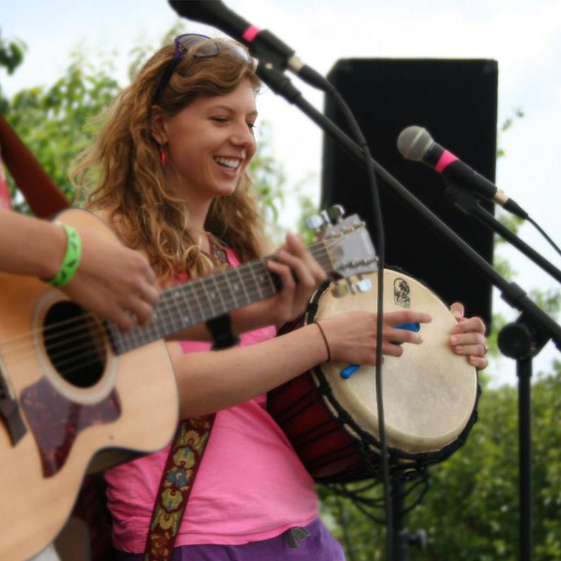 Local favorite, Addy Cary, performing LIVE tonight! Show starts at 6pm – arrive early for seating. #acoustictunes #staygroovy #bluebarnwood