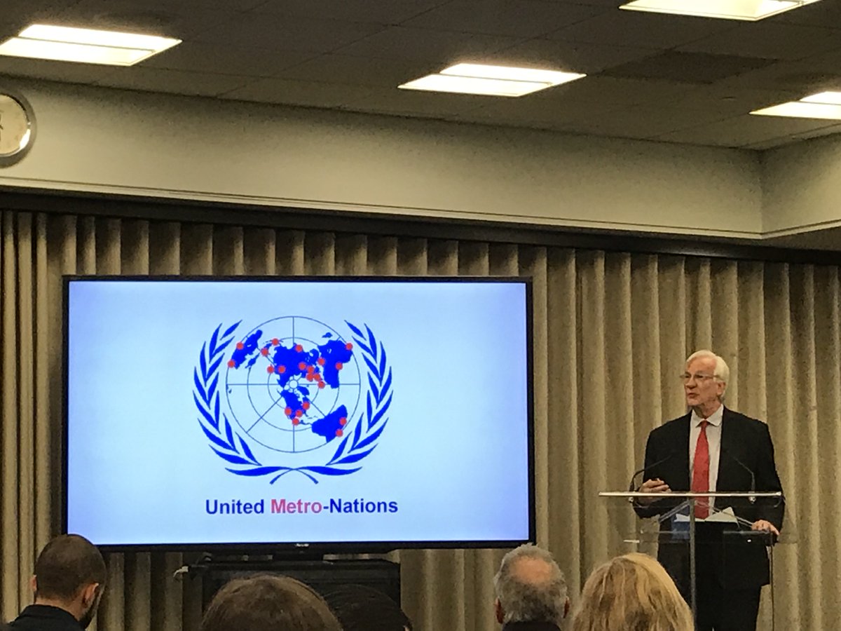 BNJAMMN's tweet photo. With an ambassador like @PedroBOrtiz, a future United Metro-Nations has an incredible potentiel to tackle the challenges of the 21st century #metropolitanplanning https://t.co/qFZCqiUtXm