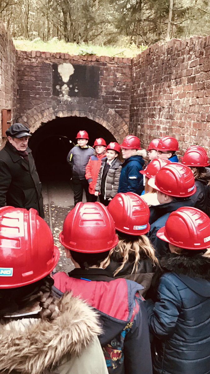 NSMrTarpey's tweet photo. Fantastic day at Beamish!! #nsprimary https://t.co/oliSkx3Ios