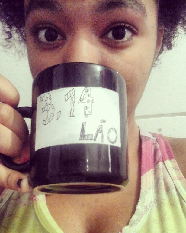 LayMello7's tweet photo. Eu sou 70% café 
#vemtremeromundo 
I Love coffee
N tem percado aqui perto por isso usei a criatividade  (espero q conte) https://t.co/BnNtzMaeDi