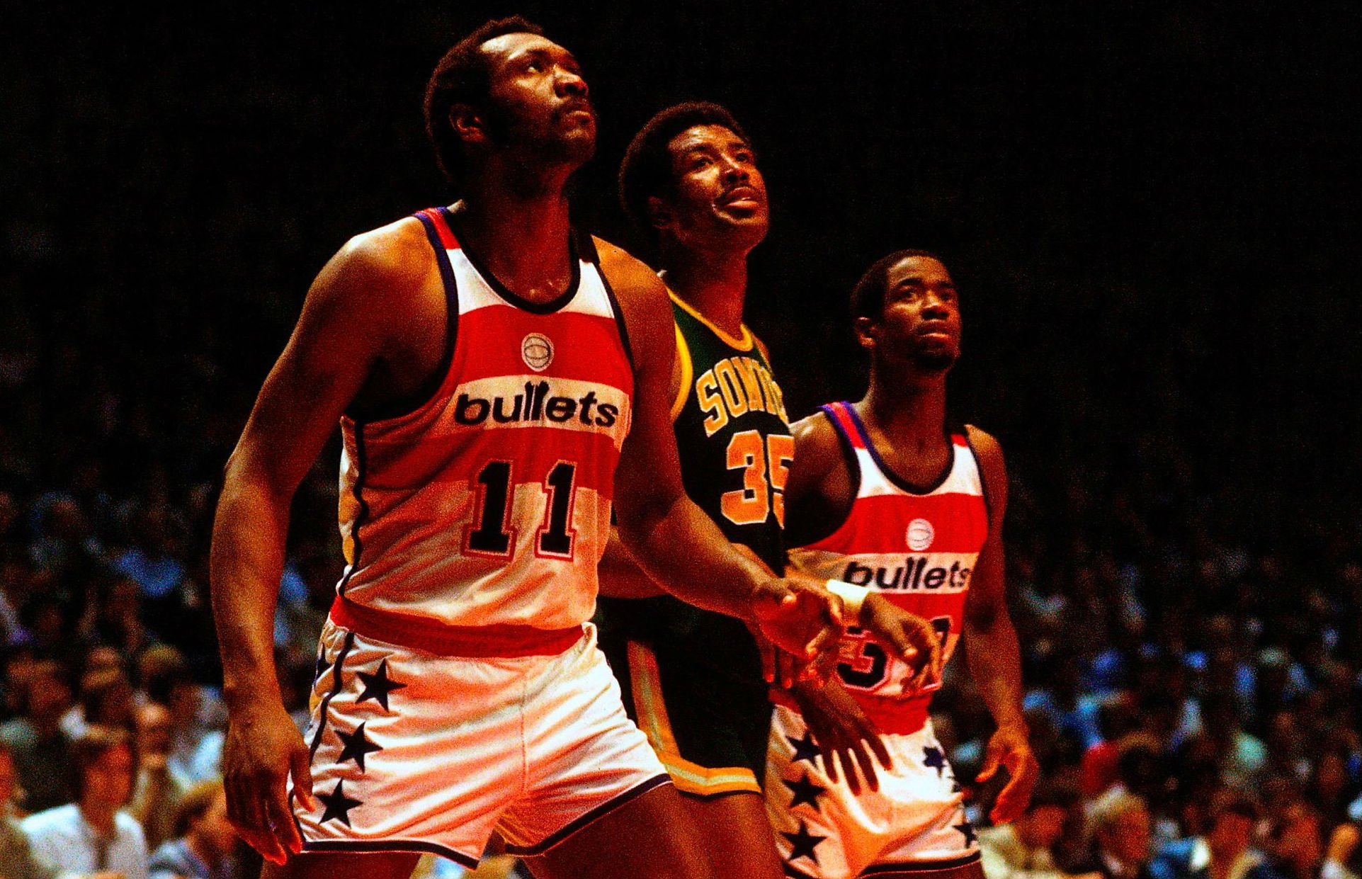 Happy birthday to Elvin Hayes!   Help us wish him well, 