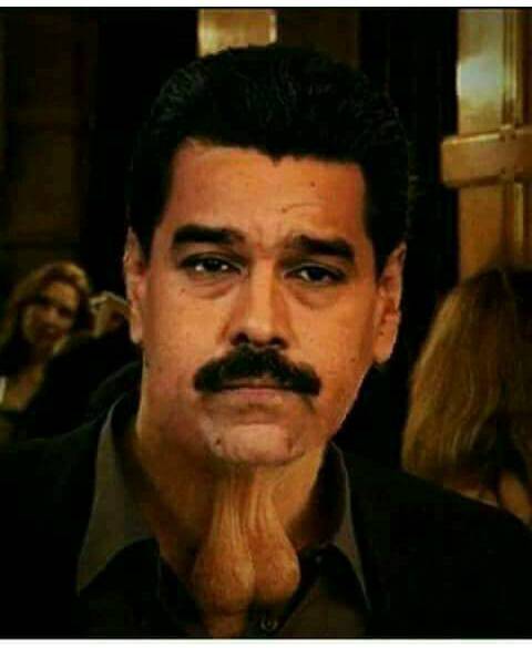 elpapiramon77's tweet photo. @AnonymissNegra @FOXTANGO4 ESTA CAGAO ES LA HORA DE TOMAR CARACAS YA ESTAMOS EN LOS TIEMPOS, ALERTA RESISTECIA, SOCIEDAD CIVIL, #NavidadesSinMaduro. https://t.co/kiakLD8DNQ