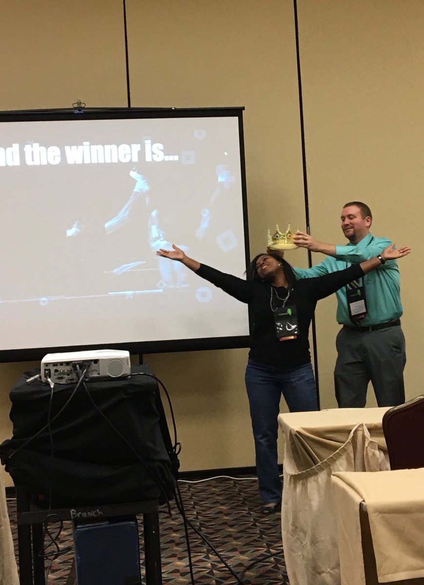 ljvdv's tweet photo. Great Tech Battle at #IETC2017 with @TechniKelly_Ben and @edtechari2 https://t.co/zyKc8bhS0a