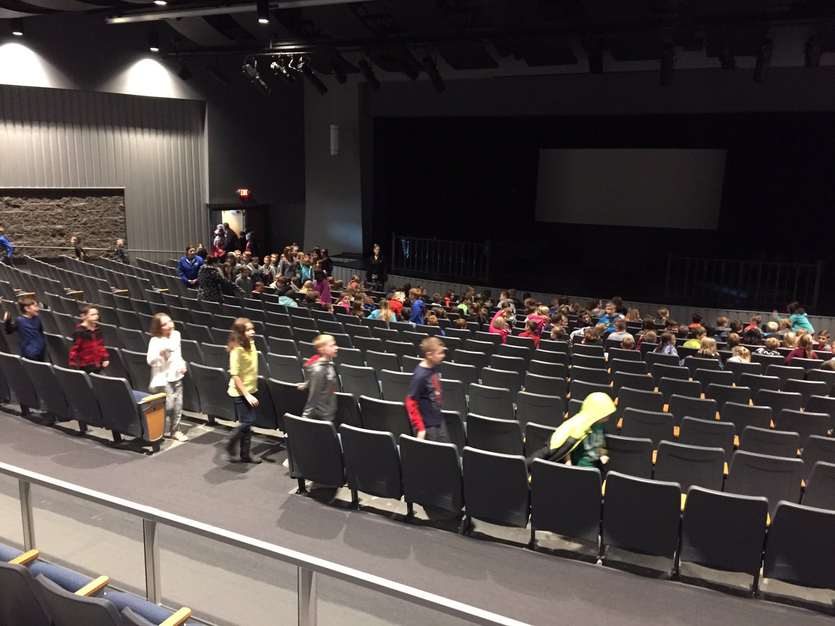 JR7Speech's tweet photo. Getting ready for @JHS_Page2Stage to do the kids show!!! @jeffprin1 https://t.co/54MF3CVjQK