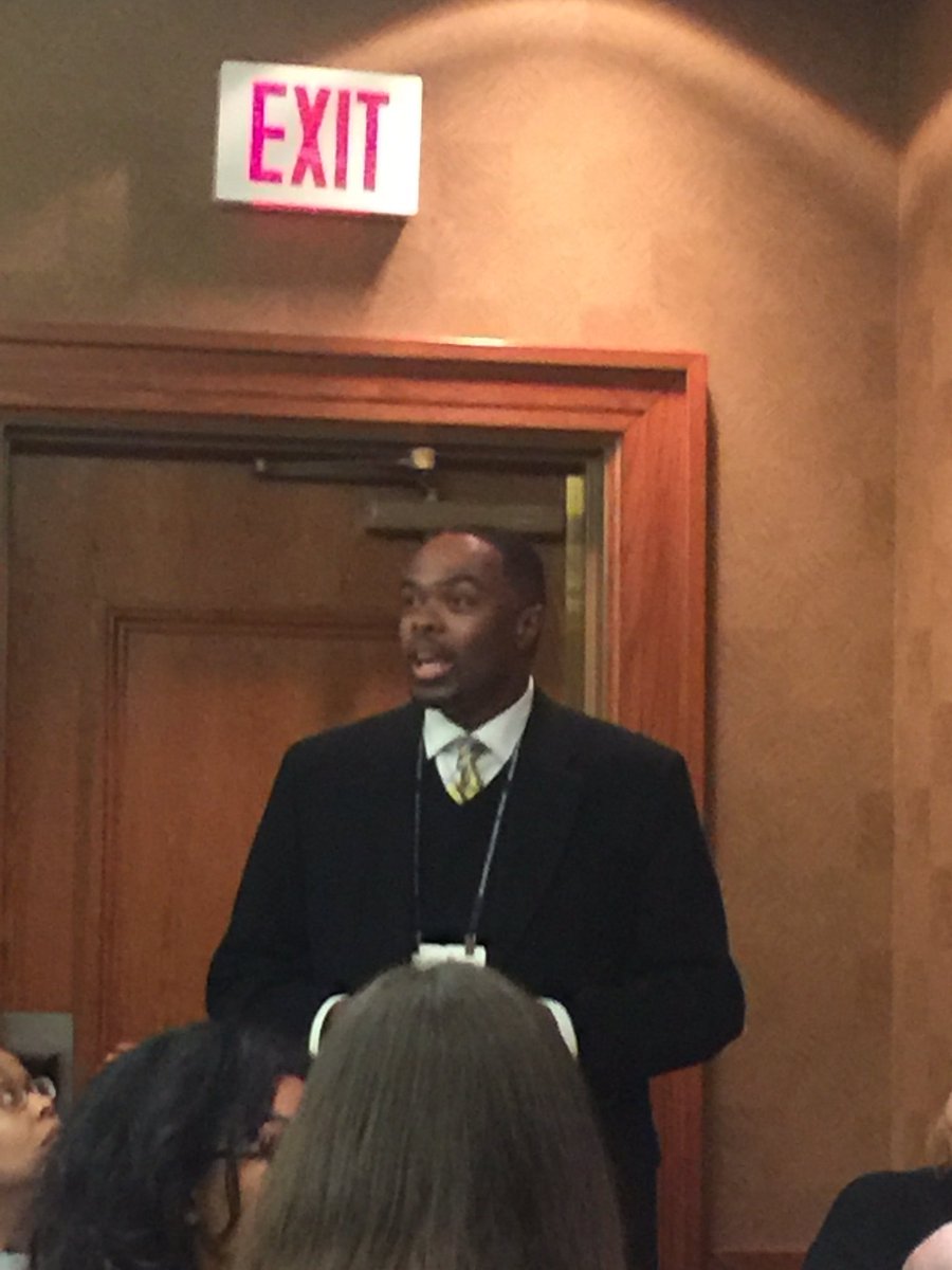 JennyKorn's tweet photo. Ron Jackson @mcmickenprof encouraging us to donate to the #NCA17 Orlando Taylor Distingushed Scholarship Award in Africana Communication #AfricanAmericanCommunicationAndCultureDivision #BlackCaucus #AACCDBC https://t.co/HW0NSX7qZU