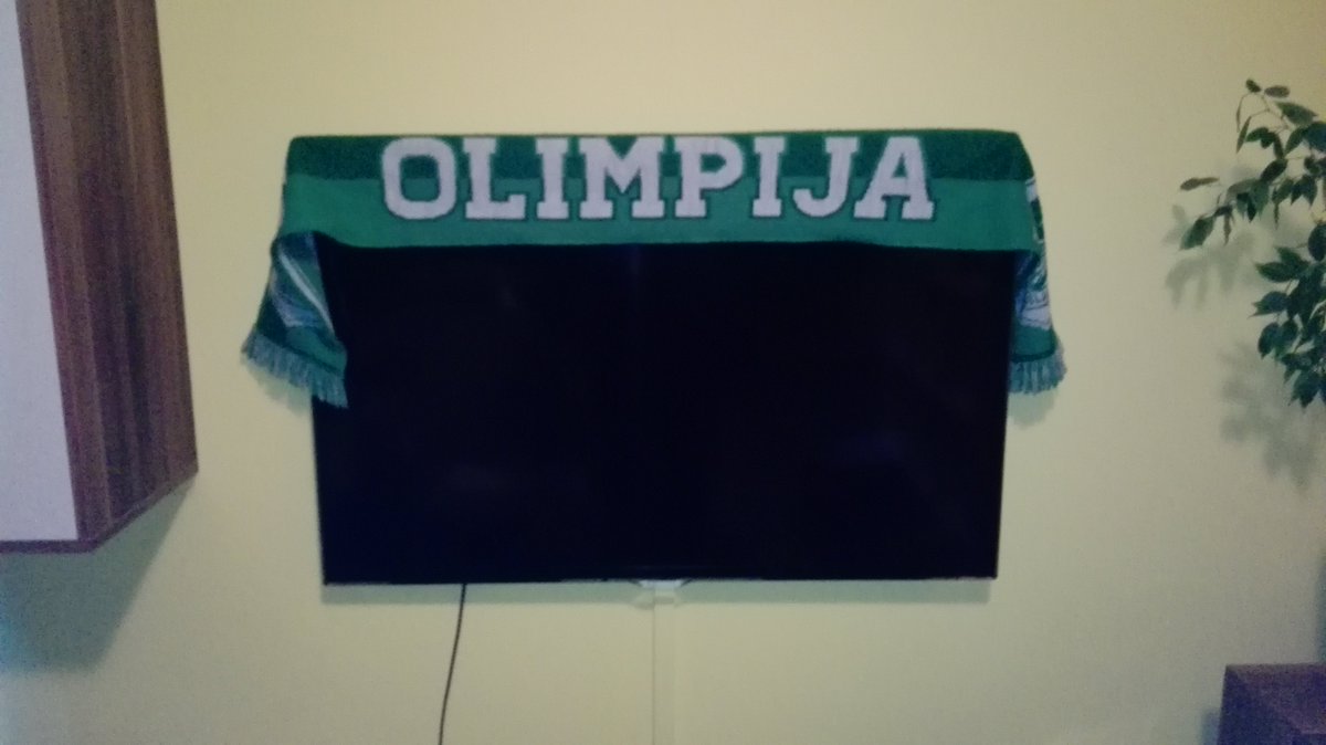 jernejgantar's tweet photo. Pred priprave #derbi #mbol #slovenija https://t.co/qJVjvSfk1T