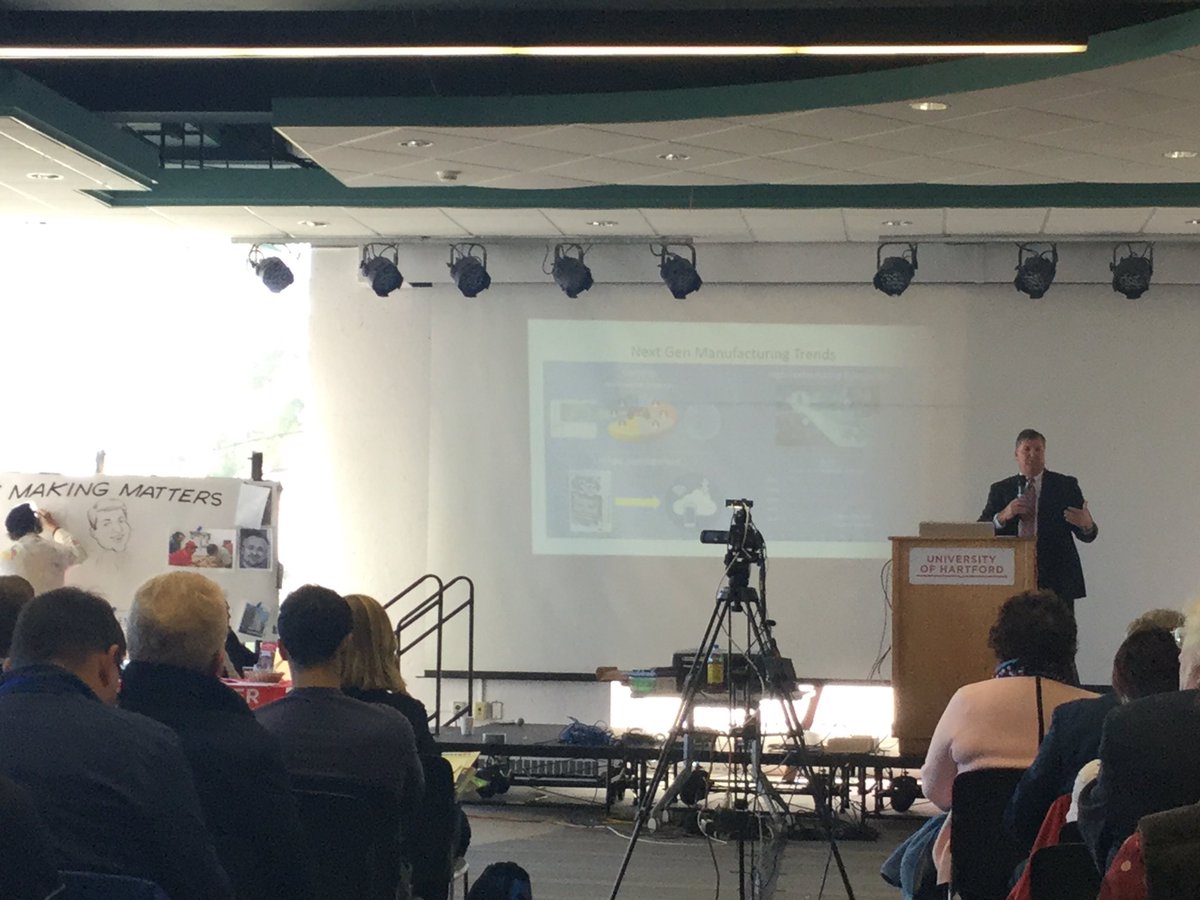 ManchCT_EconDev's tweet photo. Visiting the New England Maker Summit @UofHartford today #nems2017 https://t.co/23lMB5da5c