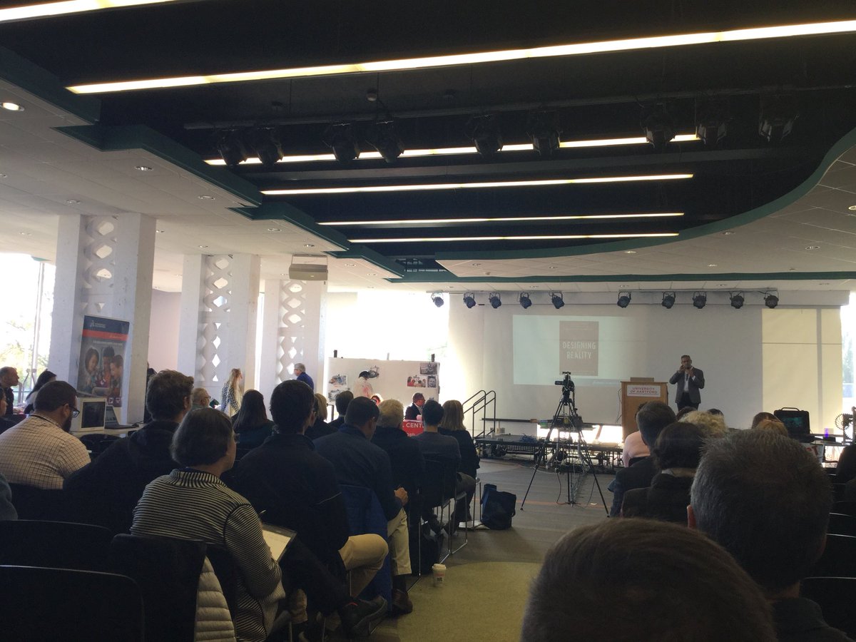 ManchCT_EconDev's tweet photo. Visiting the New England Maker Summit @UofHartford today #nems2017 https://t.co/23lMB5da5c